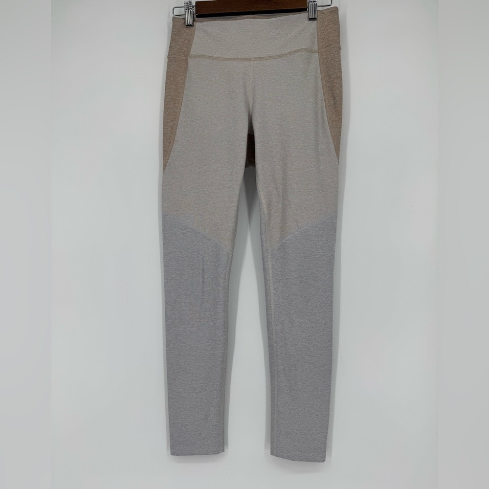 Outdoor Voices Women's Gray and Tan Athletic Athleisure Leggings Size Medium - Picture 1 of 5